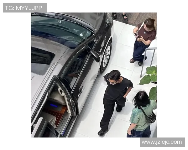 足球巨星豪车出行引热议球迷关注其驾驶行为与社会影响