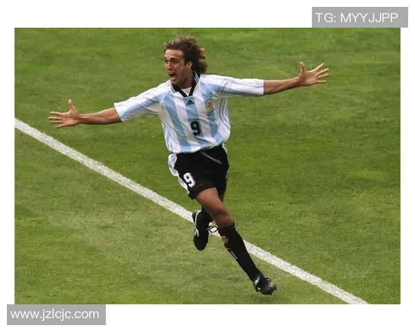 全球十大足球球星排名揭秘 谁是各国足球的代表人物 全球十大足球球星排名揭秘 谁是各国足球的代表人物