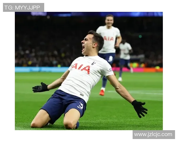 球星足球滑跪精彩瞬间集锦 燃爆全场激情与荣耀并存